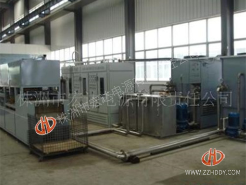 2018年為湖南某公司設(shè)計(jì)生產(chǎn)挖掘機(jī)履帶鏈軌節(jié)淬火、回火、退火成套設(shè)備